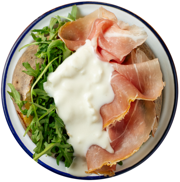 Prosciutto crudo, squacquerone and arugula