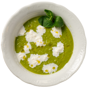 Velouté, peas, potatoes with mint and squacquerone cheese
