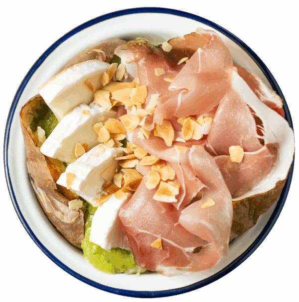 Crema di zucchine, caprino, speck e mandorle