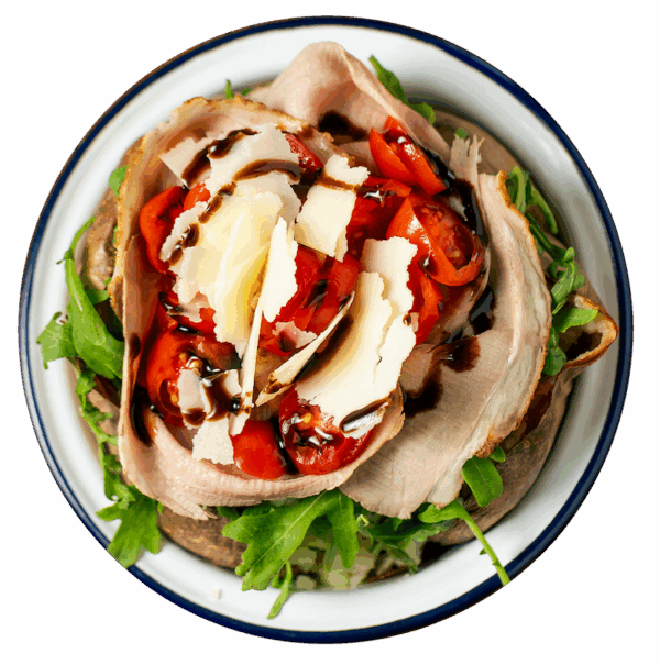 Roastbeef , rucola, pomodorini, grana, crema al balsamico