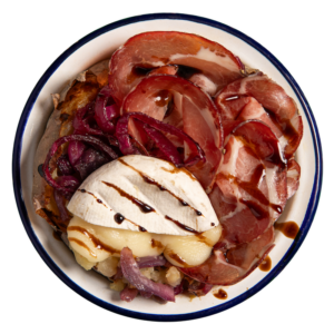 Tomino al forno, cipolla rossa, coppa e crema al balsamico