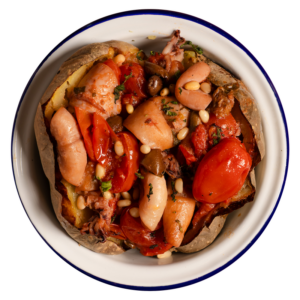 Calamari alla mediterranea con pomodoro, capperi, olive e pinoli